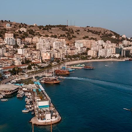 Sea Breeze Apartment Sarandë エクステリア 写真